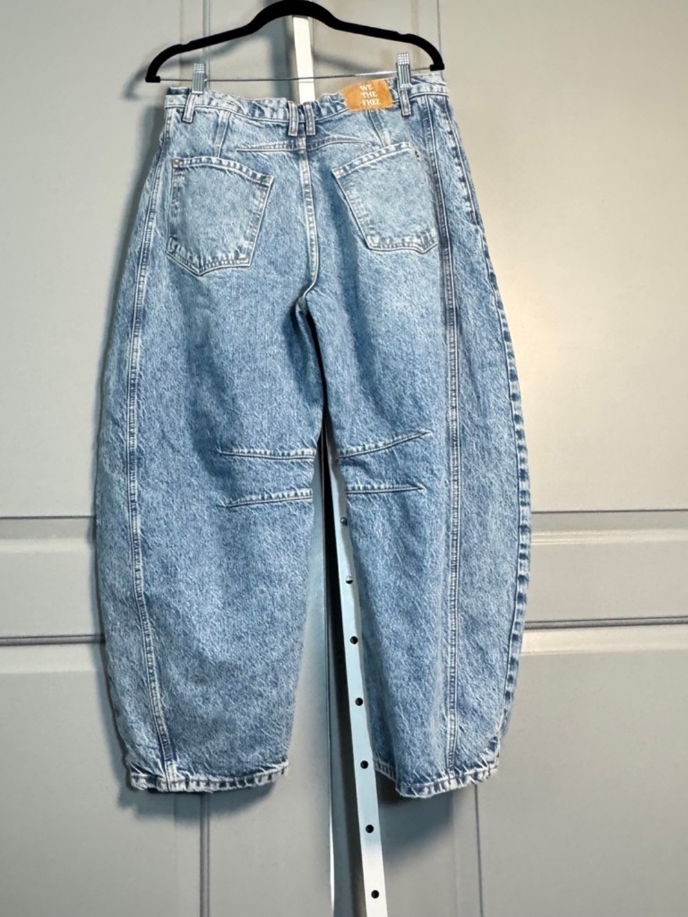 Free People We The Free Good Luck Mid Rise Barrel Wide Leg Jean Ultra Light Beam - Picture 4 of 4